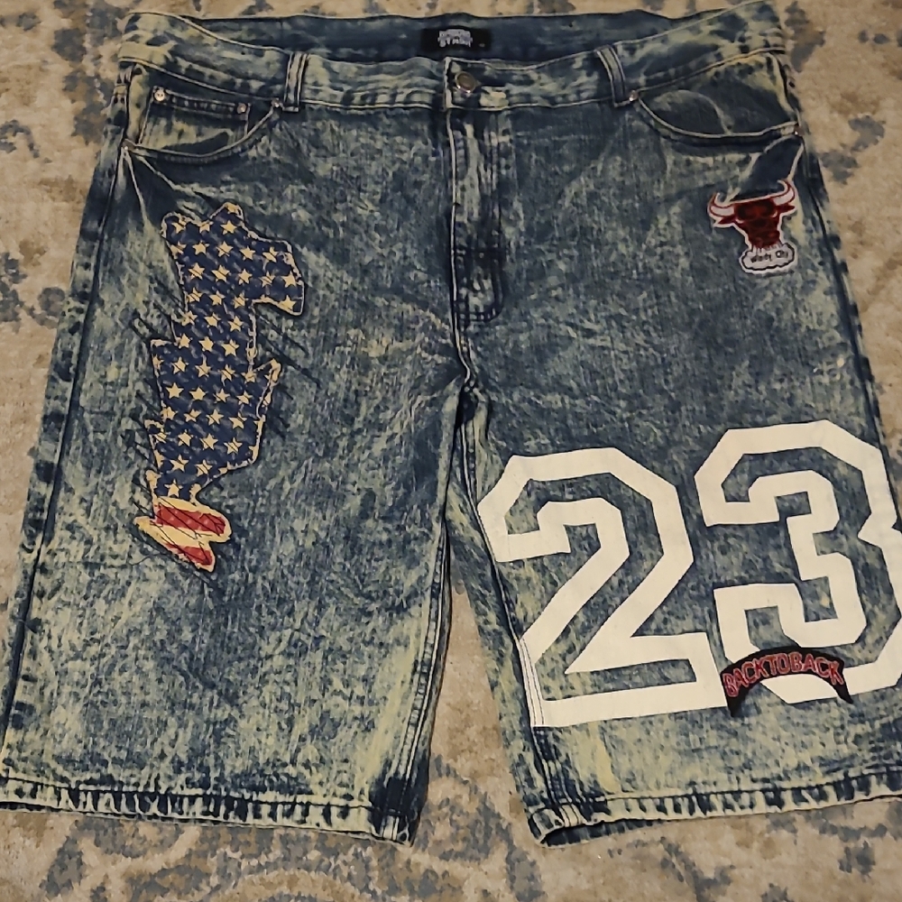 Men's Distressed Denim Shorts with Graphic Patches
